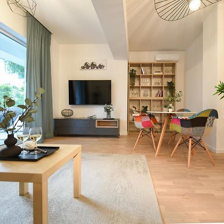 Vacation Feel - 2Br Apartment With Terrace & Private Parking In Baneasa Βουκουρέστι Εξωτερικό φωτογραφία