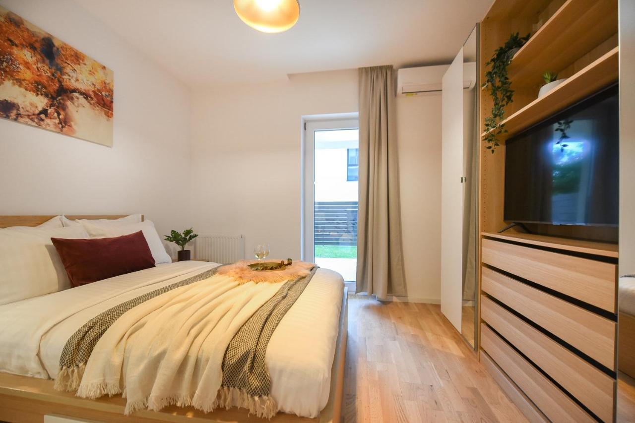 Vacation Feel - 2Br Apartment With Terrace & Private Parking In Baneasa Βουκουρέστι Εξωτερικό φωτογραφία