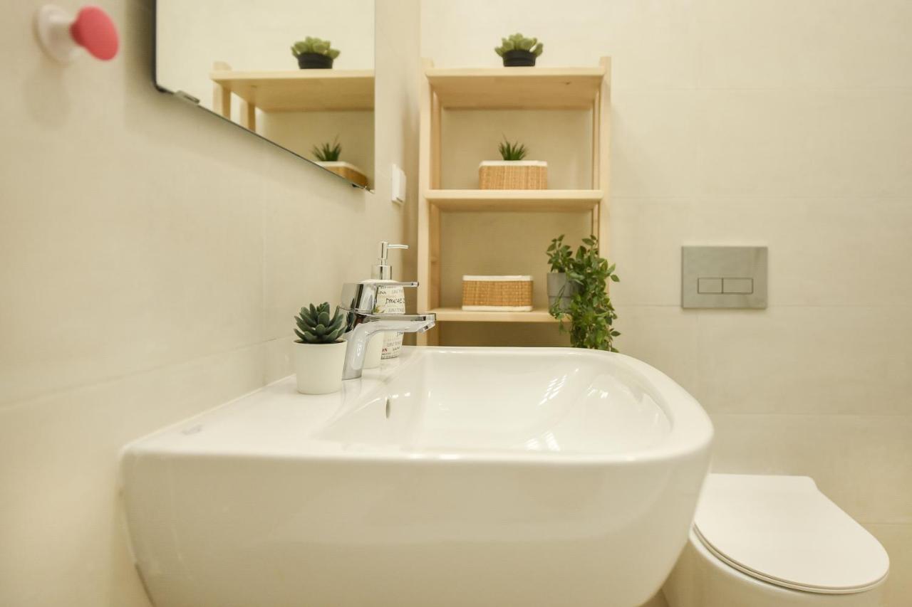 Vacation Feel - 2Br Apartment With Terrace & Private Parking In Baneasa Βουκουρέστι Εξωτερικό φωτογραφία